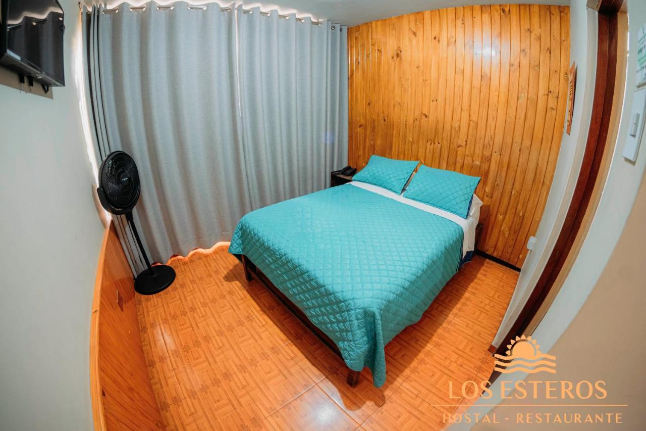 הואנצ'אקו Los Esteros Hostal מראה חיצוני תמונה