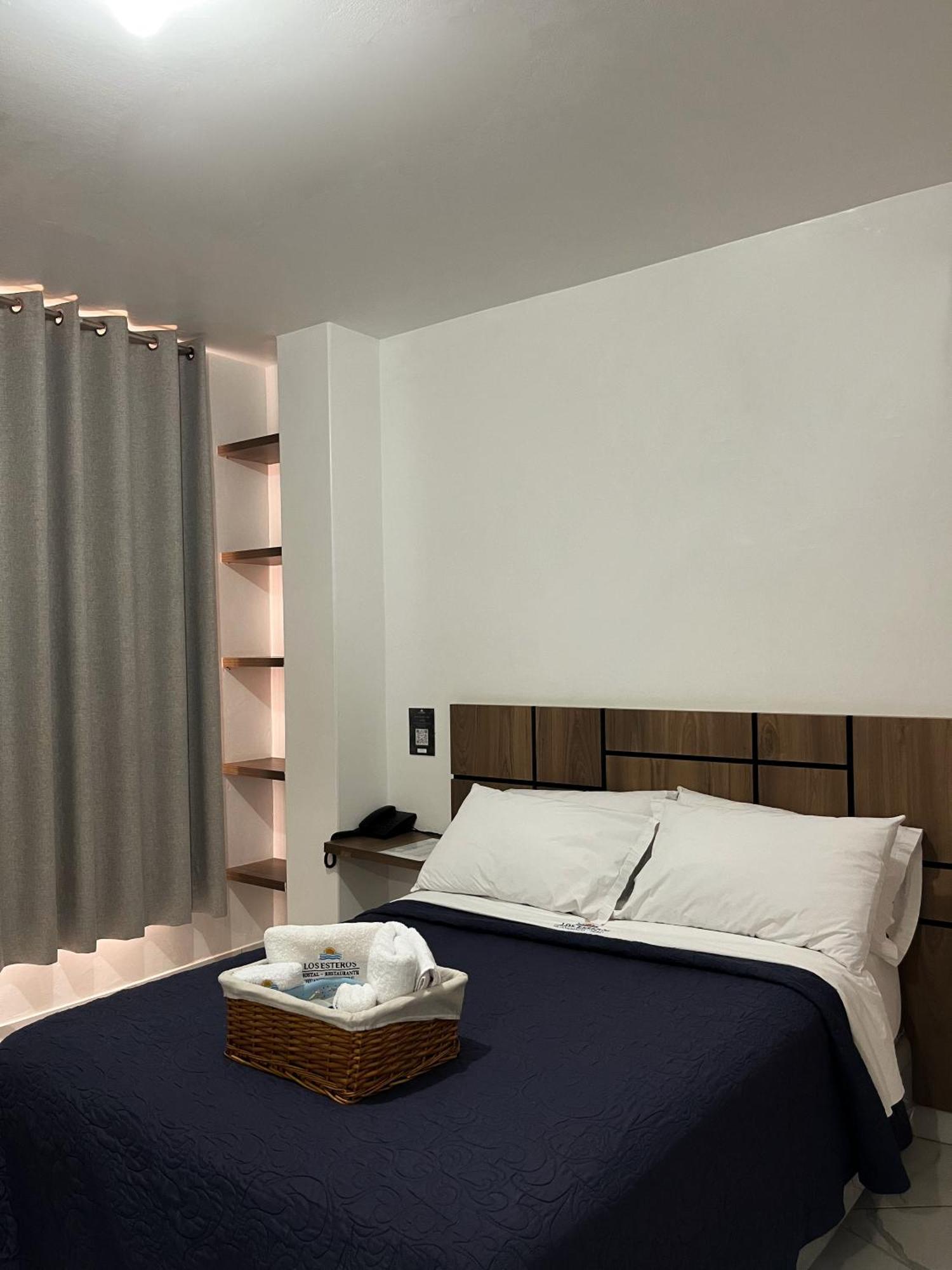 הואנצ'אקו Los Esteros Hostal מראה חיצוני תמונה