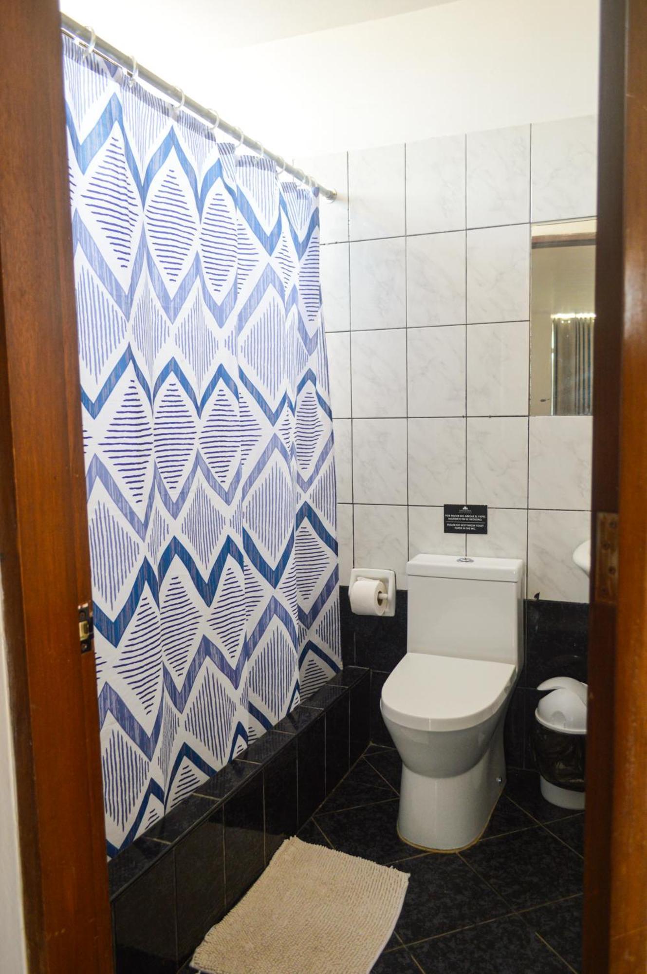 הואנצ'אקו Los Esteros Hostal מראה חיצוני תמונה